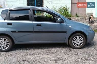 Хэтчбек Chevrolet Aveo 2007 в 