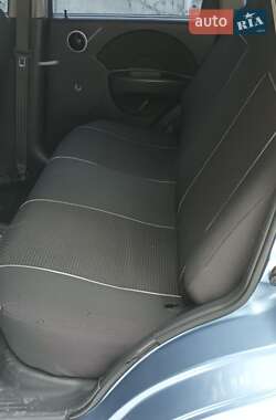Хэтчбек Chevrolet Aveo 2007 в 