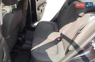 Седан Chevrolet Aveo 2013 в 