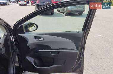 Седан Chevrolet Aveo 2013 в 
