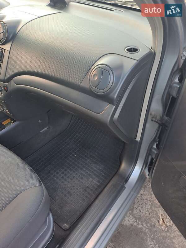 Седан Chevrolet Aveo 2008 в Софиевской Борщаговке