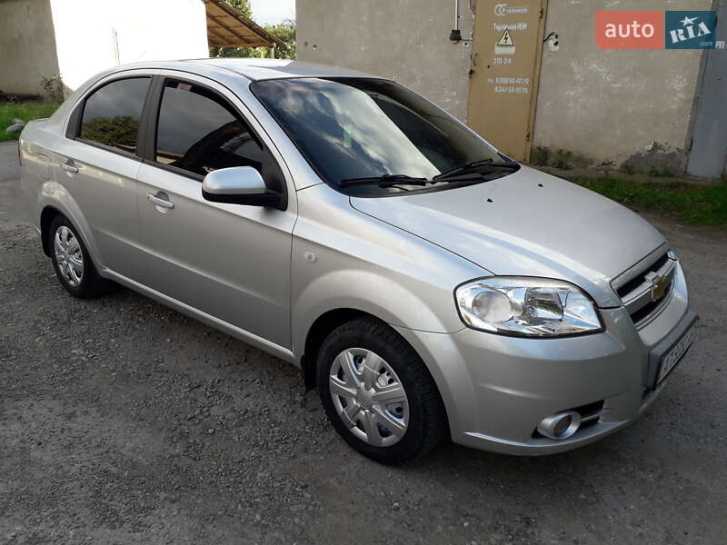 Седан Chevrolet Aveo 2008 в Ивано-Франковске