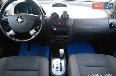 Хэтчбек Chevrolet Aveo 2008 в 