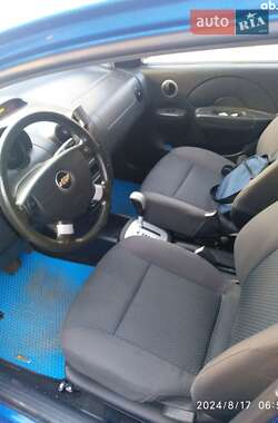 Хэтчбек Chevrolet Aveo 2008 в 