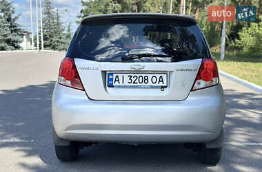Хэтчбек Chevrolet Aveo 2006 в 
