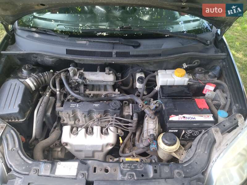 Седан Chevrolet Aveo 2007 в Черкассах