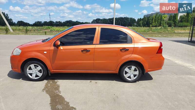 Седан Chevrolet Aveo 2006 в Первомайске