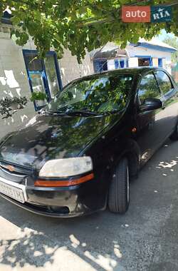 Седан Chevrolet Aveo 2005 в Горішніх Плавнях
