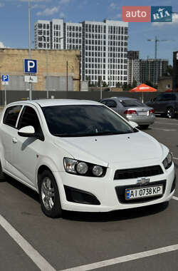 Хэтчбек Chevrolet Aveo 2012 в Киеве