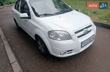 Седан Chevrolet Aveo 2008 в Житомире