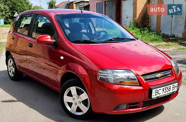 Хэтчбек Chevrolet Aveo 2008 в Виннице