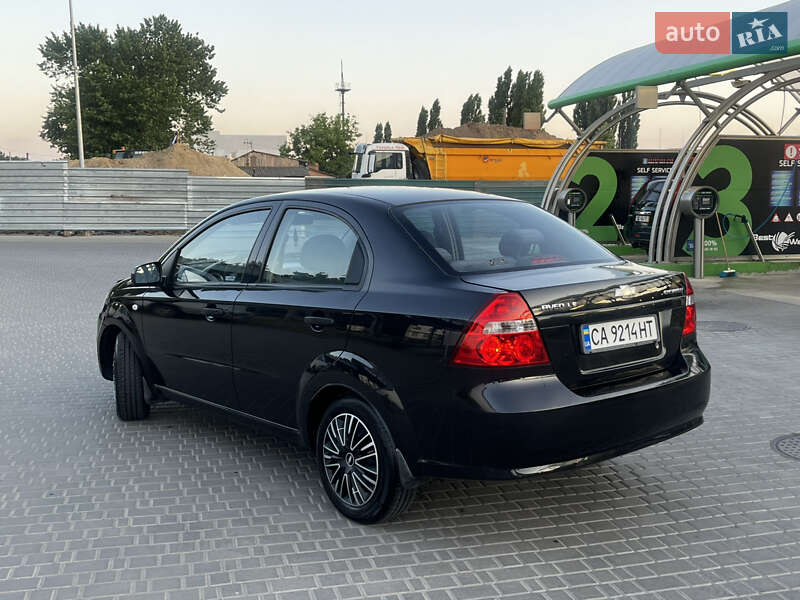 Седан Chevrolet Aveo 2006 в Кропивницком