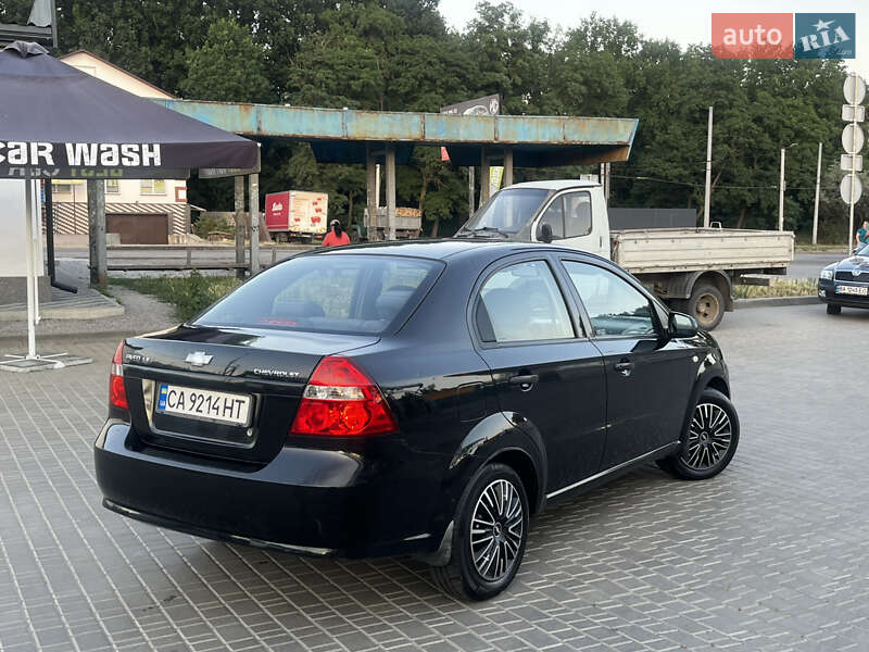 Седан Chevrolet Aveo 2006 в Кропивницком