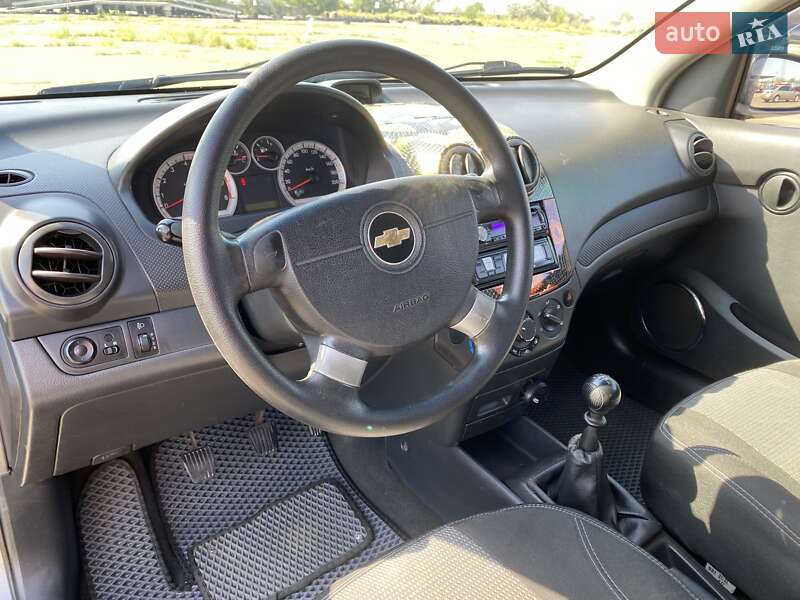 Хэтчбек Chevrolet Aveo 2008 в Одессе фото 9 Хэтчбек Chevrolet Aveo 2008 в Одессе