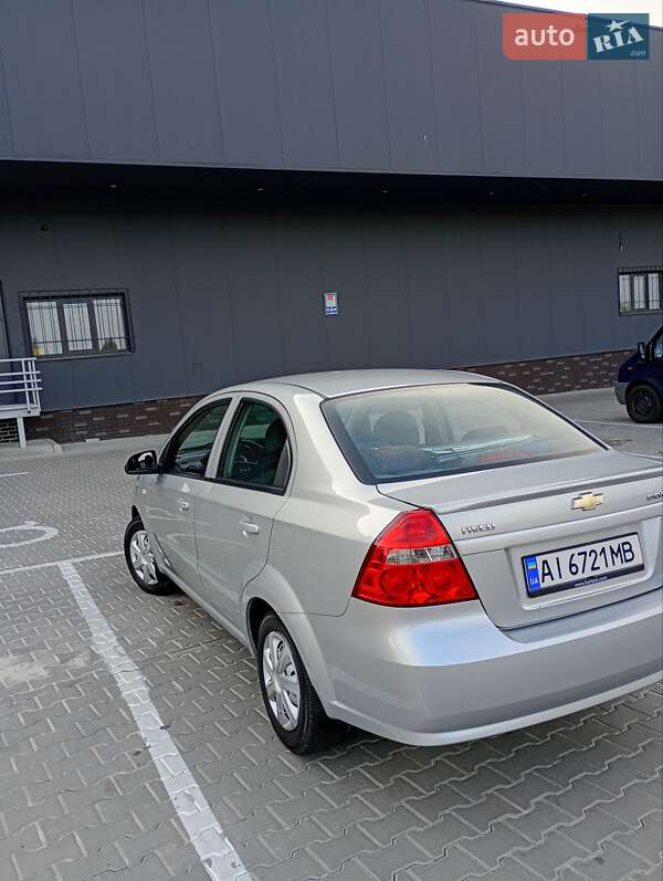 Седан Chevrolet Aveo 2008 в Киеве