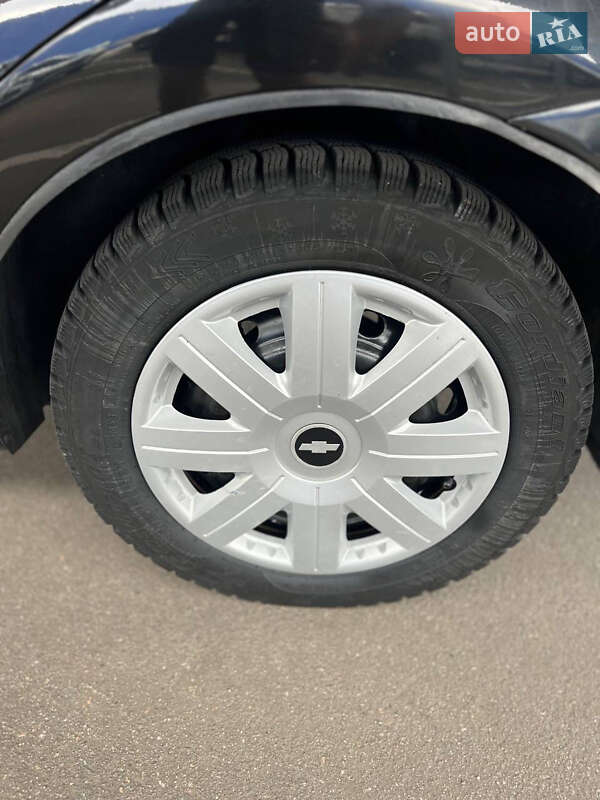 Седан Chevrolet Aveo 2008 в Запоріжжі