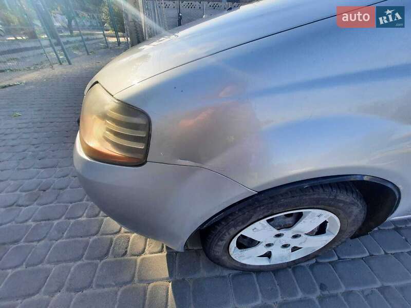 Седан Chevrolet Aveo 2006 в Запорожье