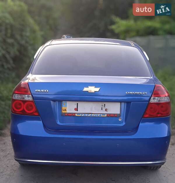 Седан Chevrolet Aveo 2006 в Кременчуці