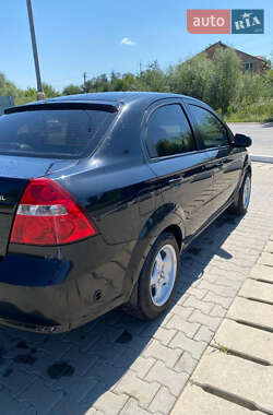 Седан Chevrolet Aveo 2008 в Черновцах