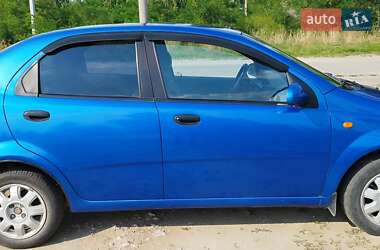 Седан Chevrolet Aveo 2005 в 