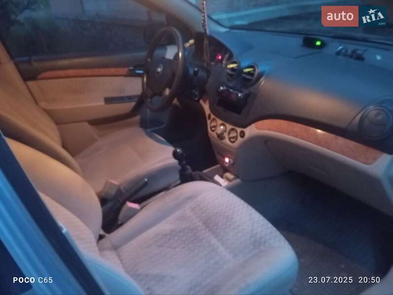 Седан Chevrolet Aveo 2007 в Полтаве