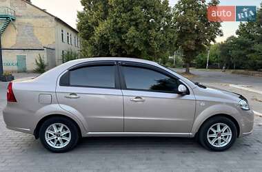 Седан Chevrolet Aveo 2007 в Жовтих Водах