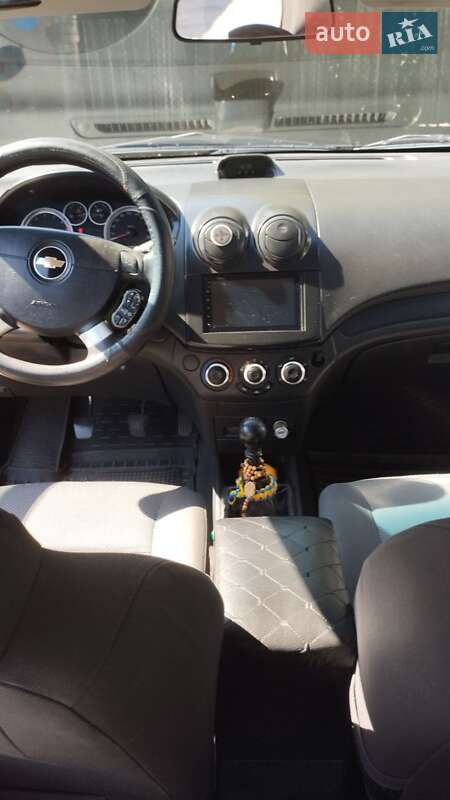 Седан Chevrolet Aveo 2007 в Горишних Плавнях