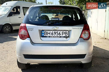 Хэтчбек Chevrolet Aveo 2008 в 