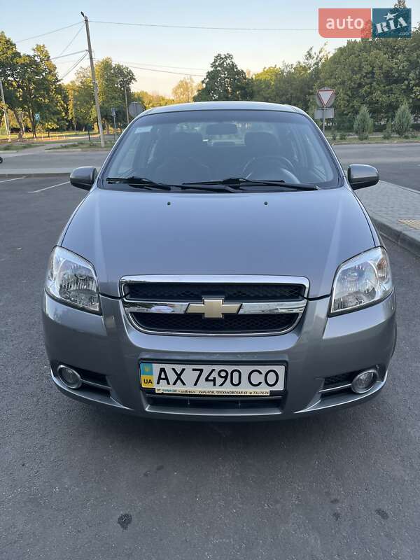 Седан Chevrolet Aveo 2011 в Лозовій