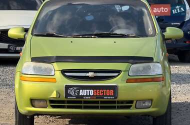 Хэтчбек Chevrolet Aveo 2005 в 