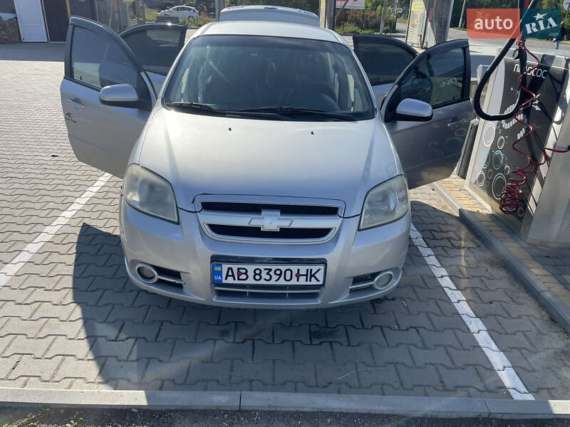 Седан Chevrolet Aveo 2007 в Іллінцях