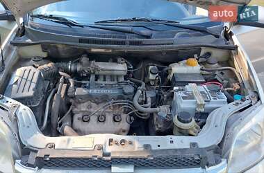 Седан Chevrolet Aveo 2006 в Харкові