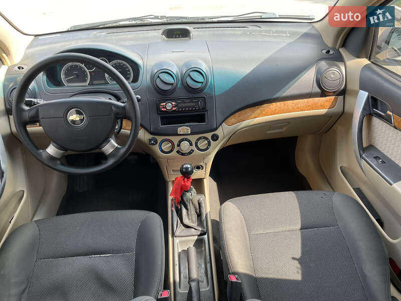 Седан Chevrolet Aveo 2008 в Дніпрі
