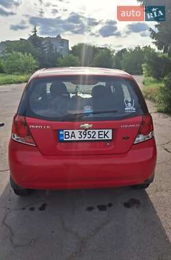 Хэтчбек Chevrolet Aveo 2005 в 