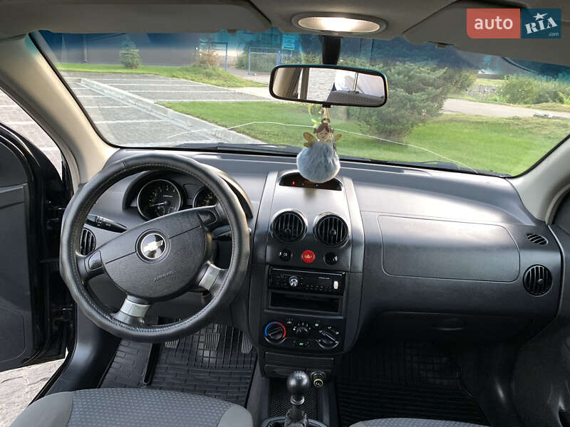 Хетчбек Chevrolet Aveo 2008 в Пирятині
