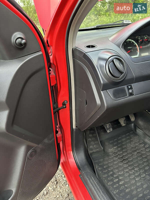 Седан Chevrolet Aveo 2007 в Береговому фото 26 Седан Chevrolet Aveo 2007 в Береговому