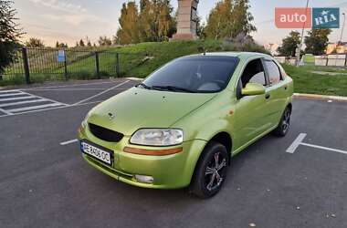 Седан Chevrolet Aveo 2005 в Києві