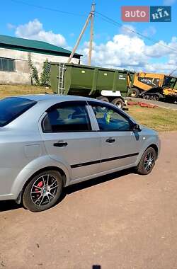 Седан Chevrolet Aveo 2008 в Репках