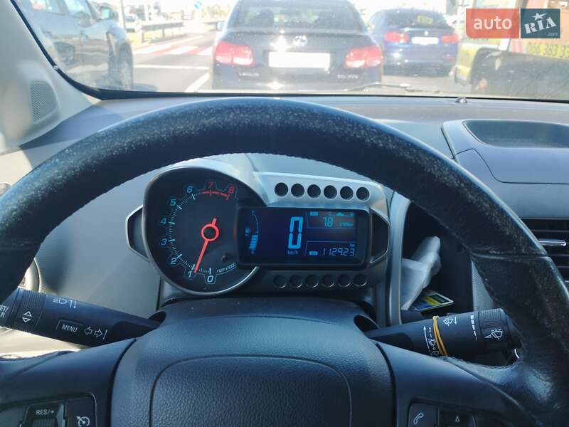 Chevrolet Aveo 2012