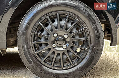 Хэтчбек Chevrolet Aveo 2011 в 