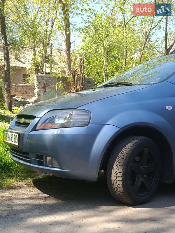 Хэтчбек Chevrolet Aveo 2007 в Каменском