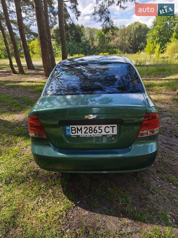 Седан Chevrolet Aveo 2004 в Сумах