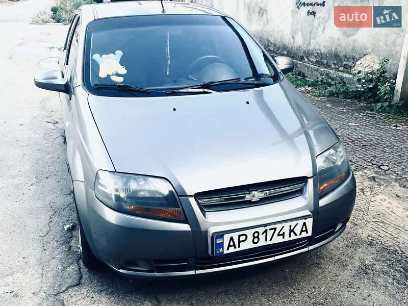 Хэтчбек Chevrolet Aveo 2007 в Вольнянске