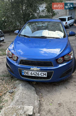 Хэтчбек Chevrolet Aveo 2012 в 