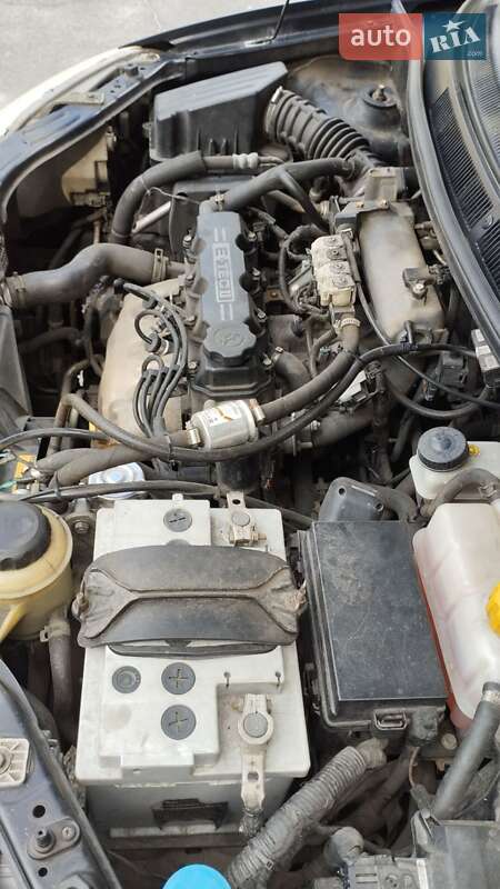 Седан Chevrolet Aveo 2007 в Горишних Плавнях