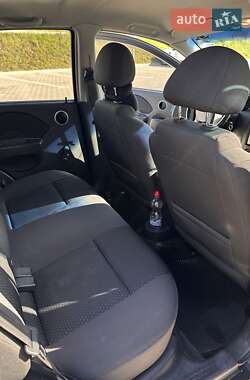Хэтчбек Chevrolet Aveo 2008 в 