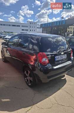 Хетчбек Chevrolet Aveo 2008 в 