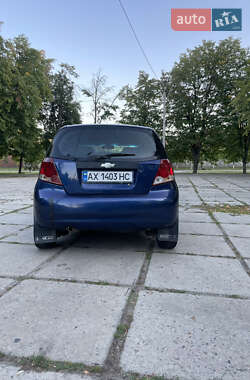 Хэтчбек Chevrolet Aveo 2006 в 