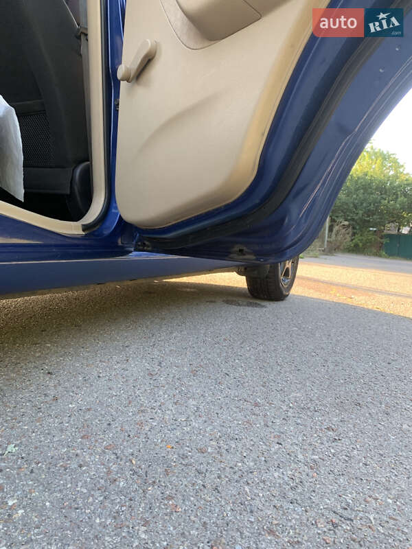 Седан Chevrolet Aveo 2008 в Чернигове