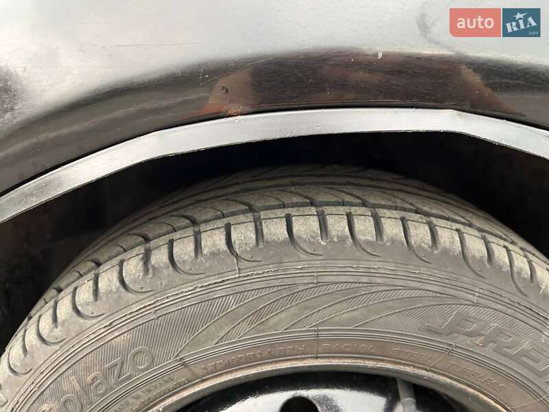 Седан Chevrolet Aveo 2005 в Шепетівці